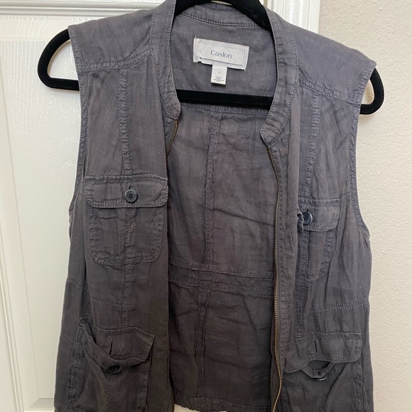 Utility vest - Picture 2 of 4